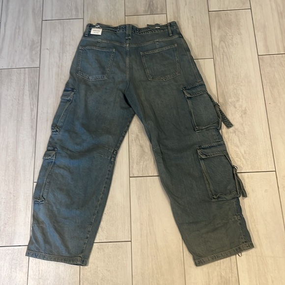 Zara Mid Rise Cargo Jeans - Picture 3 of 5